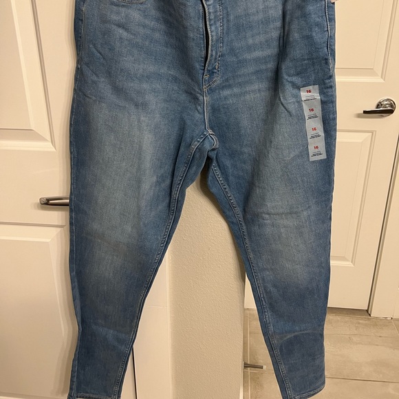 Old navy high rise rockstar super skinny jegging - Picture 1 of 2